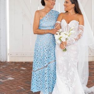 Beautiful Lela Rose dress